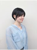 *耳かけショートボブ丸みショート前下がりショートボブ前髪あり