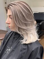 ハーパーズ 渋谷(harpers)&nbsp;本格海外風バレイヤージュホワイトベージュ