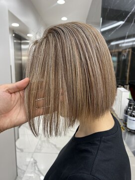 ラピス 渋谷本店(Lapis) ミルクティーハイライト/ボブカット/ショート/外国人風/メッシュ