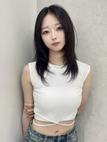 ジーナ 福岡天神(Zina) ナチュラルレイヤー/ミディアム韓国ヘアZina福岡天神