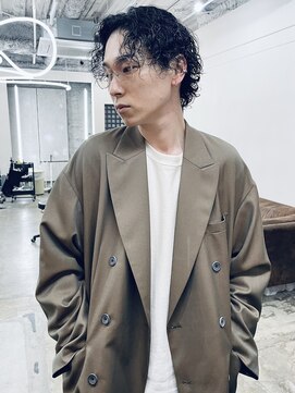 エシカ(ethica) 【ethica_南船場】サーフカール×刈り上げセンターパート