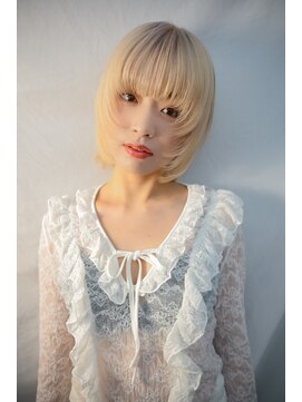 キジ(KIJI) レイヤーボブ/ボブレイヤー/ミルクティーカラー/ハイトーン