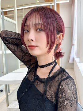 アフロート ディル(AFLOAT D'L) 顔まわりレイヤーカットでミディアムスタイル