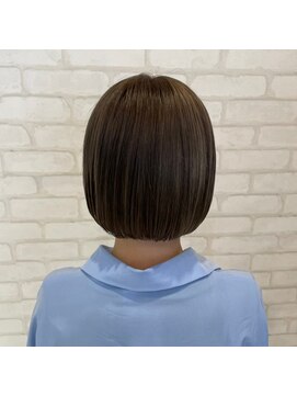 ビスイル 秋葉原店(Vis ill) 丸みボブ髪質改善小顔カットオリーブグレージュベージュピンク