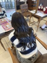 フォルテ ティアラ 横浜店(FORTE TIARA)&nbsp;暗髪でも重く見えない透明感ブルーグレージュ大人可愛いスタイル