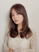 ロッカ 銀座中央通り店(LOCCA)&nbsp;骨格ウェーブタイプに似合うミディアムレイヤースタイル