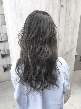 リバレッジ 広尾(Leverage) 柔らか透明感ダークグレージュ