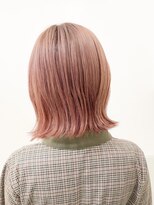 ネオリーブアイム 横浜西口店(Neolive aim)&nbsp;ハイトーンピンク 切りっぱなしボブ【横浜】