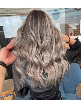 ラフ(LAFF) #黒髪#ボブルフ#ネビージュ#小顔#ワンレン