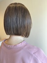 ハウス(HAUS.) 【HAUS.】切りっぱなしボブミルクティーベージュ