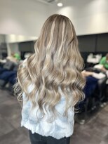 エリーツ 表参道(elyts)&nbsp;【表参道elyts】エクステ×メッシュ