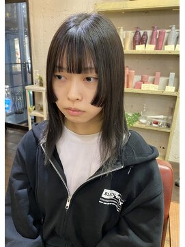 オーパスアミカ(OPUS AMICA) /ぱっつん前髪×姫カット