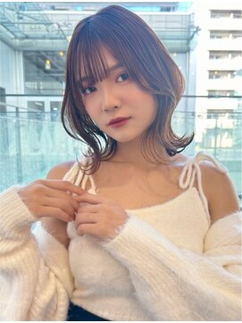 トリア(the tria) 【tria/新宿/透明感/Seito】可愛いくびれミディアム