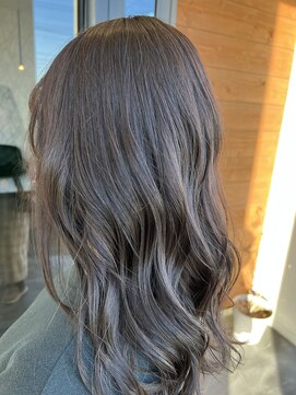 モヌエ(monue) アッシュグレージュ