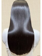 トゥットヘアー(Tutto hair) 艶感あふれるナチュラルストレートオリーブグレージュ髪質改善