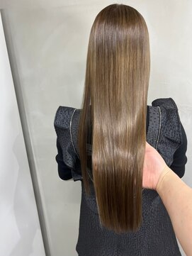 ジーナ 船橋(Zina) 髪質改善*ロングレイヤーグレーベージュ*美髪【Zina船橋】