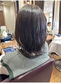 波ウェーブミディアムヘア