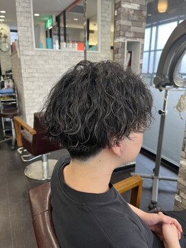ヘアーメイク ロージー 北18条店(HAIR MAKE ROSY) 波巻きツイストスパイラルパーマツーブロック刈り上げ