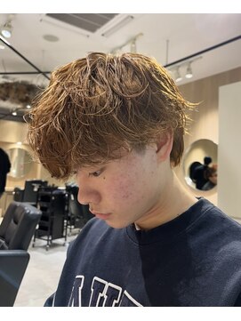 レボ 片町店(Revo) ブラウンベース×シャドウパーマ