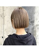 ウィールール 札幌店(WE RULE)&nbsp;透け感ベージュ×コンパクト切りっぱなしボブ