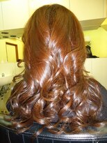 エムスリーディーミュゼステージ(M3D)&nbsp;シースルーカラートリートメントカール仕上げ