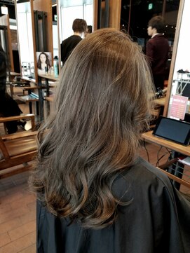 グランエクラ バイフルショウ(GRAND ECLAT by FURUSHO) ミディアムレイヤー