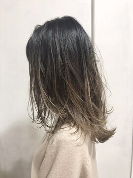 レニーバイエース(LANY by ACE) 【LANY 横浜】 レイヤーミディ×3Dハイライト