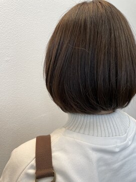 美容室 峰 マットグレージュ