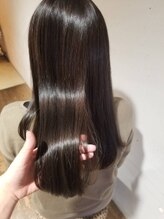 プラスティック プラスヘアーサロン(PLUSTIC +hair salon) ネイビーアッシュ艶カラー