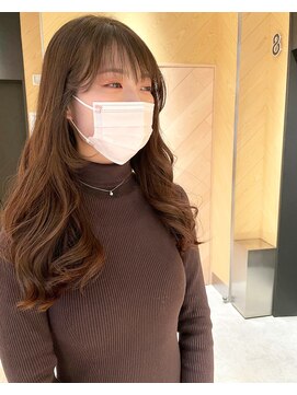 アトレ(attrait) ＊韓国風ロングヘア ベージュカラー 透明感