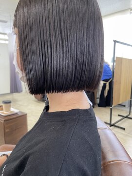 アミーリットルアットタクマ(amie:L at takuma) 切りっぱなしボブ