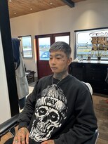 バズ(BUZZ)&nbsp;クロップ