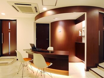 メンズウィル バイ スヴェンソン 横浜スポット(MEN'S WILL by SVENSON)の写真/【横浜駅/メンズ専門】気疲れしない個室空間でマンツーマン施術!言いにくかった悩みも相談しやすいと好評！