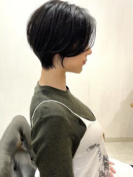 ビューブルー 亀戸錦糸町(VIEW BLUE) 美髪シアーカラーピンクブラウンショートカット切りっぱなしボブ