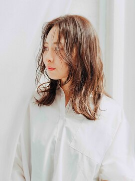 フローラビューティーヘアー(Flora Beauty Hair) レイヤースタイル/20代/30代/40代/50代/岡山/表町