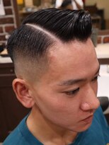 アクセプトザワールドバーバー(Accept the world barber)&nbsp;73パートスタイル×スキンフェード×ハードパート