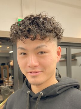 フィルム(FiLMs) メンズ/スペインカール/ライトブラウン