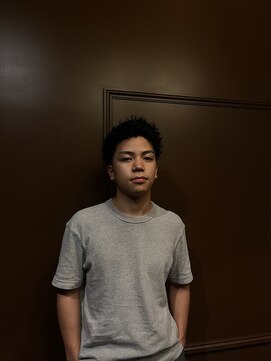 マチルダ(Matilda) テーパーフェードスパイキーショート