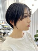 ショートヘア　シースルーバング　大人美人ショート　近鉄奈良駅
