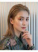 透け感ベージュ