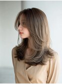 バタフライレイヤーロングレイヤーハイトーングレージュブリーチ