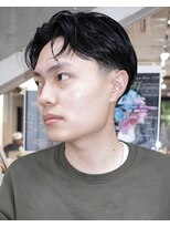 ゾーイボーイズ(ZOEY BOYZ)&nbsp;刈り上げセンターパート×ビジネス