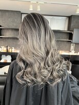 ラフ トウキョウ 福岡天神店(RAF TOKYO)&nbsp;ホワイトグレーバレイヤージュ