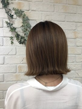 ミックリンクバイリッシュ(mic link by Riche) 外ハネ×ベージュカラー