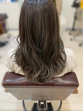 ボナ ヘアー(bona.hair) 【大人気】グレージュハイライト