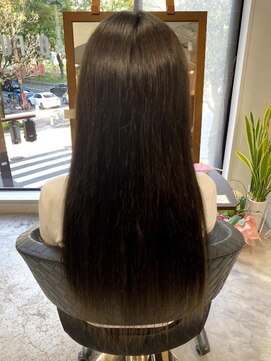 フツーロ 栄(FUTURO) 黒髪/カラー/ブラウンカラー/エクステ/プルエクステ