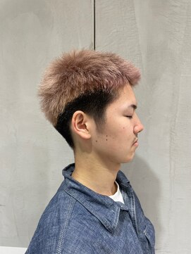 ガリカ(Gallica kinshicho) 【有坂映哉】派手髪ツートーンバズカットスタイル<錦糸町>