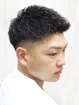 ヨシザワインク プレミアム 横浜 桜木町店(YOSHIZAWA Inc. PREMIUM) ツーブロックスパイキーショートフェードアイロンパーマ理容室