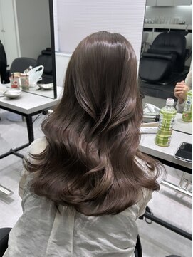 ペレ 栄店(PELE) 黒髪/グレーベージュ/レイヤーロング/ブリーチ/栄/名駅