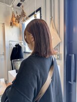 ロカ 表参道(loka)&nbsp;インナーカラー/レイヤーカット[表参道/ブリーチ/ハイライト]Mai